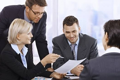 有转账证据，能否对拖欠借款的朋友提起诉讼？